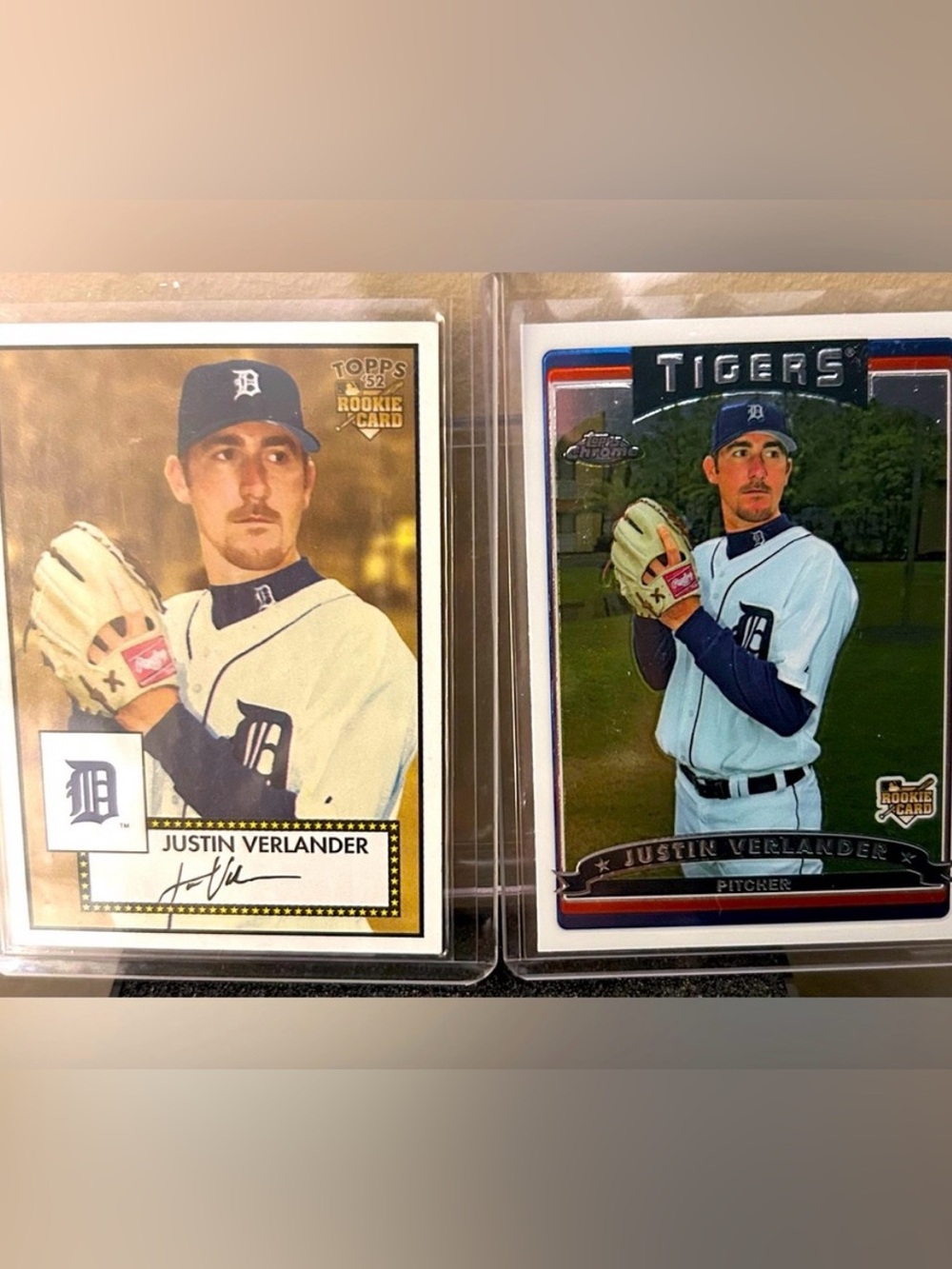 2 Justin Verlander Rookie Cards in Excellent Condition ( 1st ballot HOF Pitcher)